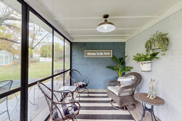 Screened in Porch