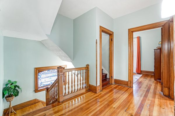 2nd Floor Foyer