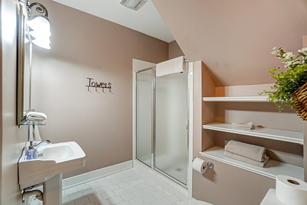 2nd Floor Master Bathroom 2